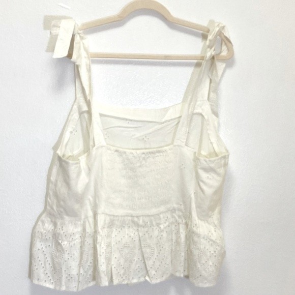 SOLD OUT!! Madewell - Rosalie Tie Strap Geo Eyelet Top - Picture 4 of 12